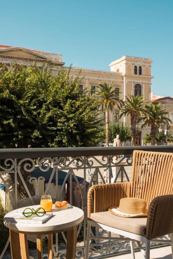 Syros Soul Luxury Suites Ermoupoli Dış mekan fotoğraf